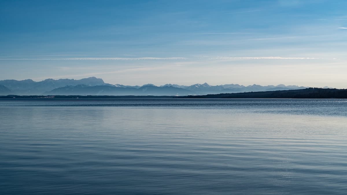 藍海戰略:創造全新市場的五大法則